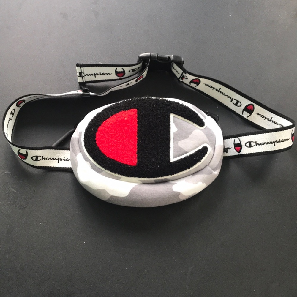 Champion fanny pack